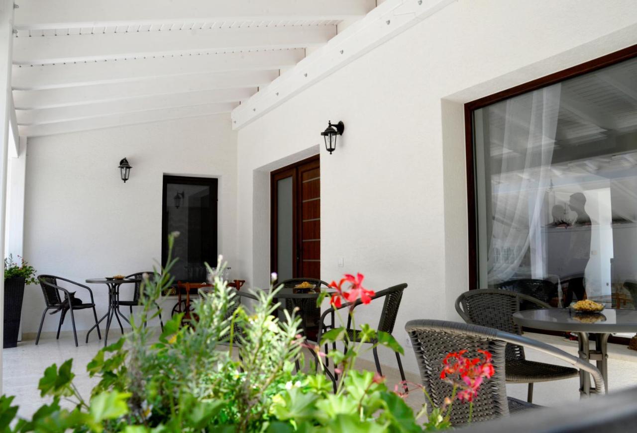 Casa Mora Hotell Deva Exteriör bild
