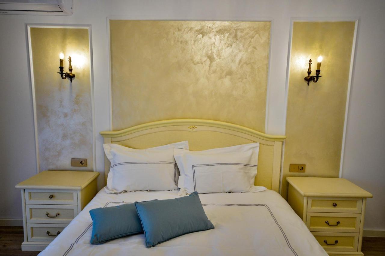 Casa Mora Hotell Deva Exteriör bild
