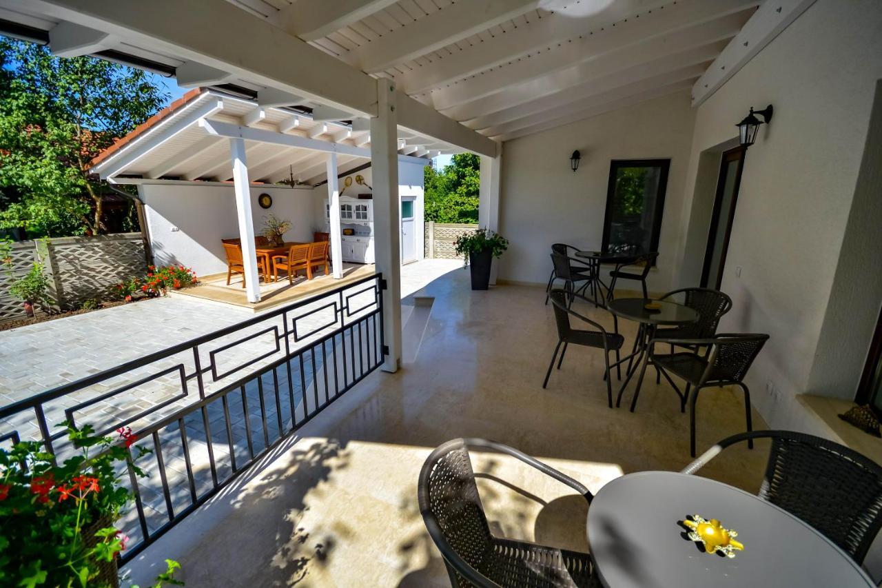 Casa Mora Hotell Deva Exteriör bild